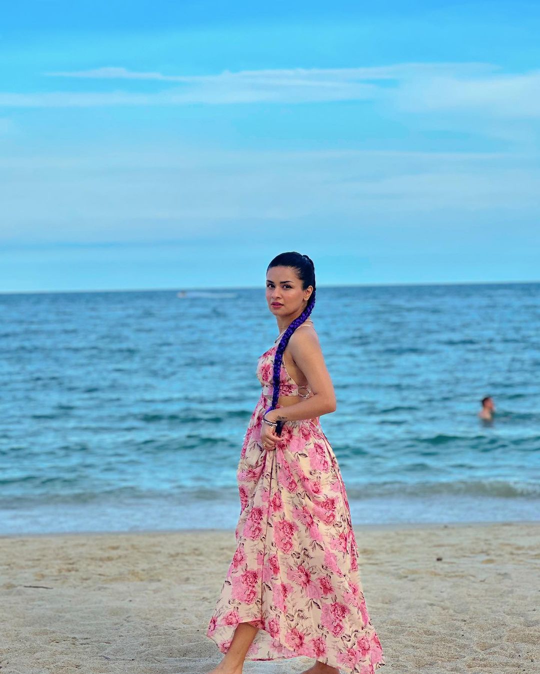 avneet kaur hot pic, avneet kaur sexy, avneet navel, avneet kaur as radha, sexy , avneet kaur ,radha rani, avneet kaur hot cute pics,avneet in bikini, red hot bikini, beach, hot