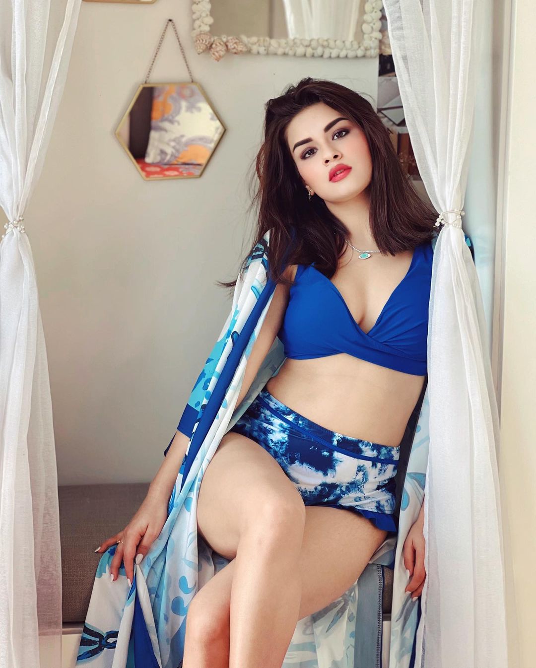 avneet kaur hot pic, avneet kaur sexy, avneet navel, avneet kaur as radha, sexy , avneet kaur ,radha rani, avneet kaur hot cute pics,avneet in bikini, red hot bikini, beach, hot