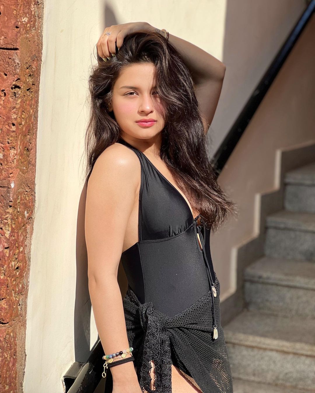 avneet kaur hot pic, avneet kaur sexy, avneet navel, avneet kaur as radha, sexy , avneet kaur ,radha rani, avneet kaur hot cute pics,avneet in bikini, red hot bikini, beach, hot