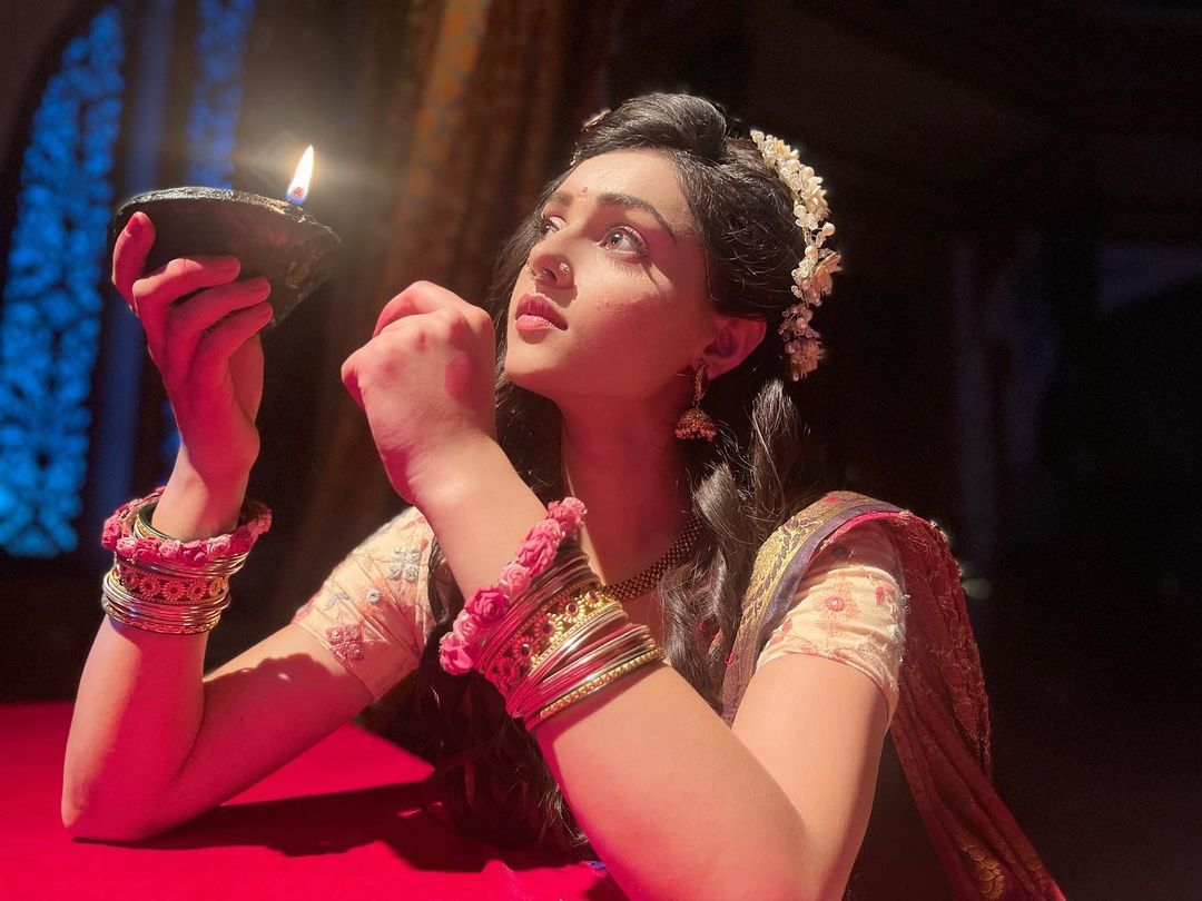 mallika singh hot pic, mallika singh sexy, mallika navel, mallika singh as radha, sexy , mallika singh ,radha rani, mallika hot cute pics